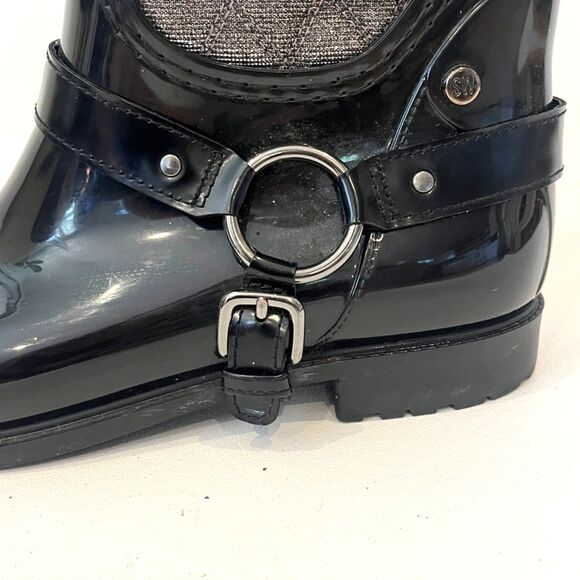 Stuart Weitzman 40/9.5 Quilted Metallic Rain Boots Black Faux Fur Lined - Picture 9 of 13